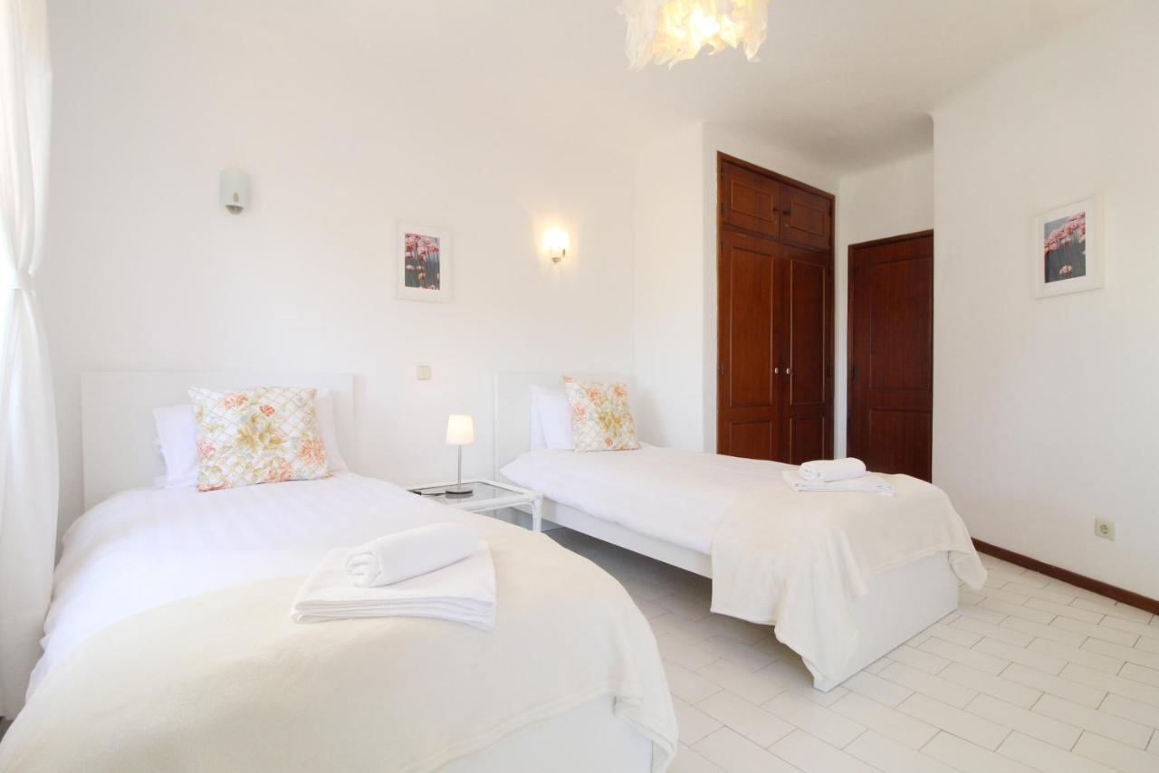 T3 Holiday Cottage Near The Beach | C225 Porches  Exterior foto